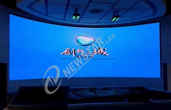 Indoor 5mm Led Curved Display  3 In 1 Smd3528 Vivid Image And Video Effect