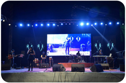 Die-cast Alu P4.81 high refresh rate IP65  slim compact modular design rental LED display for stage